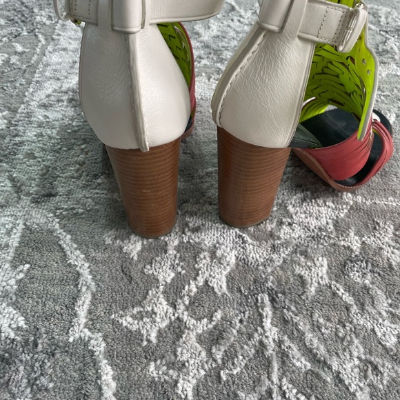 Coach sandal multicolor size 7 - Picture 2 of 5